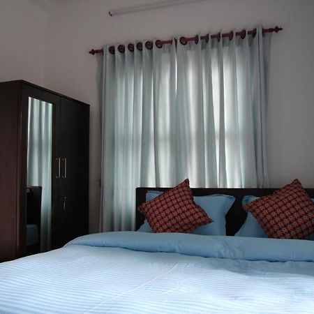 Hope Guest House Pokhara Bagian luar foto