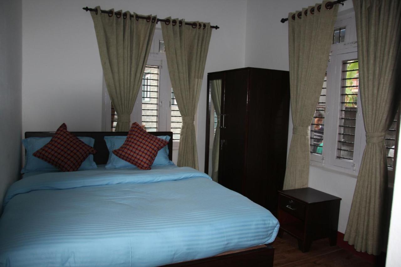 Hope Guest House Pokhara Bagian luar foto