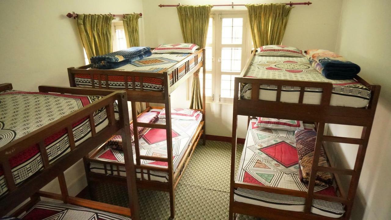 Hope Guest House Pokhara Bagian luar foto